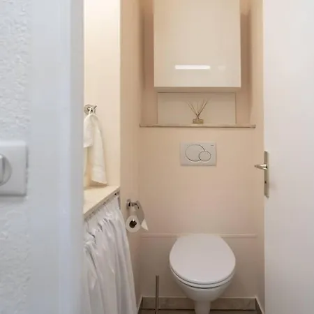 Apartment C4 - 1 Bdr Facing Sea & - Parking, Tennis & Wifi Cannes