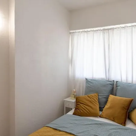 C4 - 1 Bdr Facing Sea & - Parking, Tennis & Wifi * Cannes